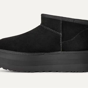 UGG Classic Ultra Mini Black Platform Suede Boots - NWT in Box!